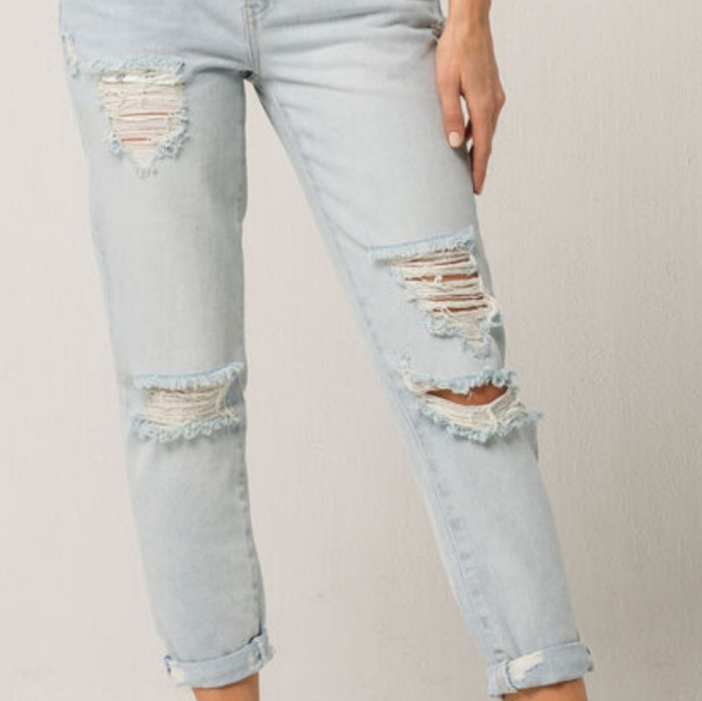 RSQ Soho Ripped Womens Boyfriend Jeans With a Art Picture in Back Pocket